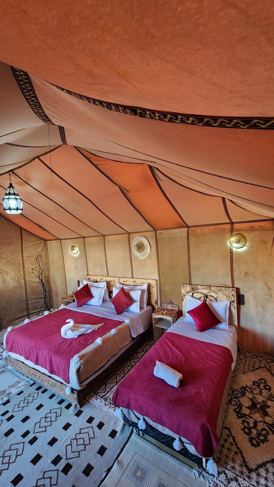 Desert Camp Camel & Sandboarding Merzouga Exteriör bild